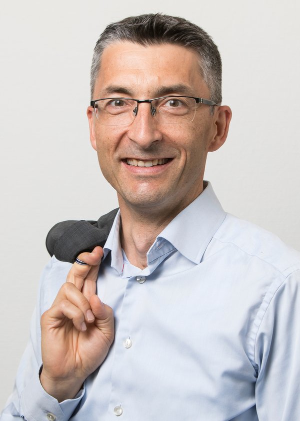 Dr. Marc Bohner