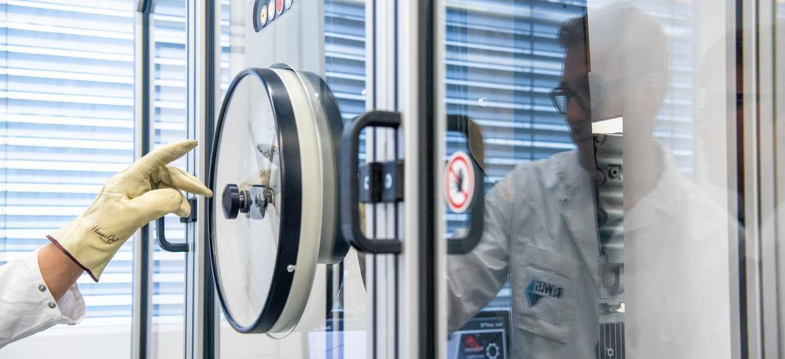 RMS_Kerbschlag_1528x700